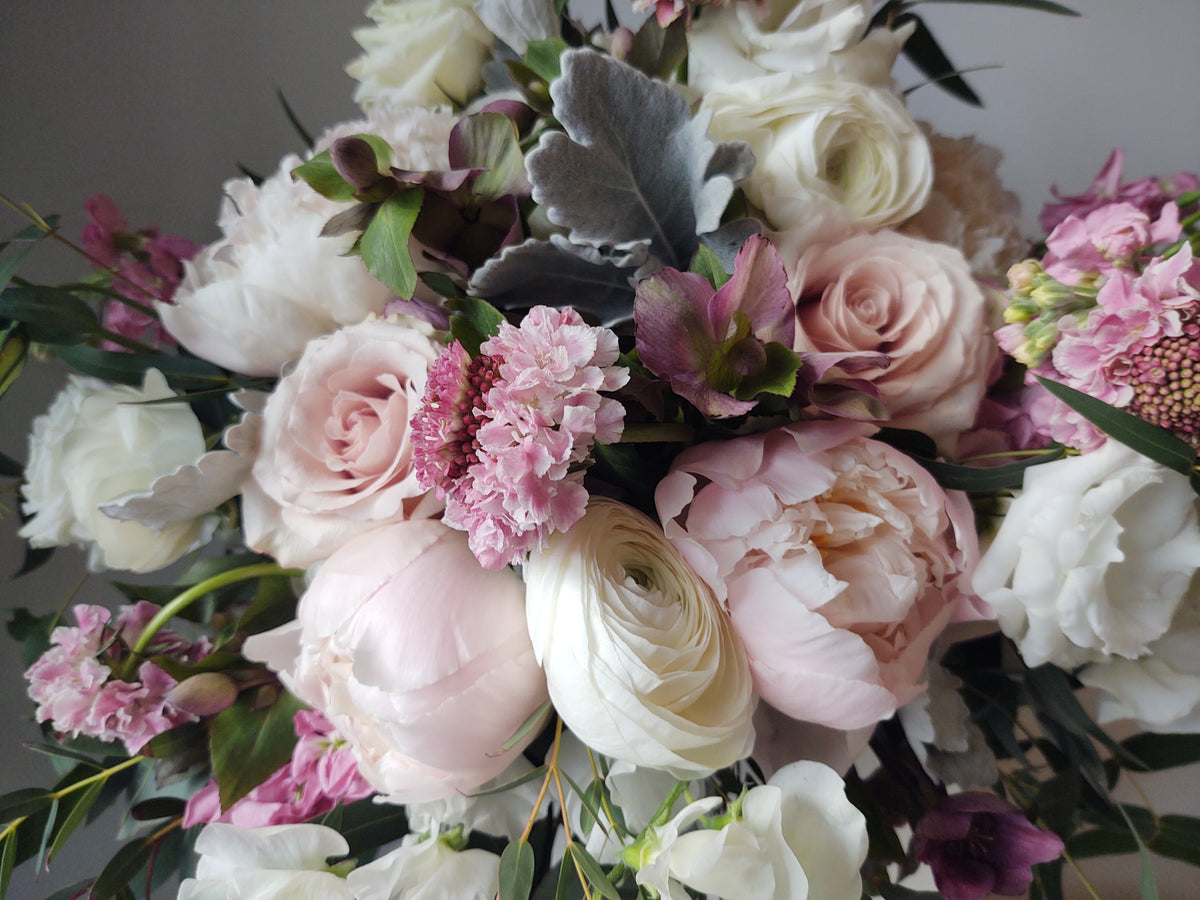 Mother's Day Designer's Choice – Sweet Peas Of Jennersville, West Grove PA