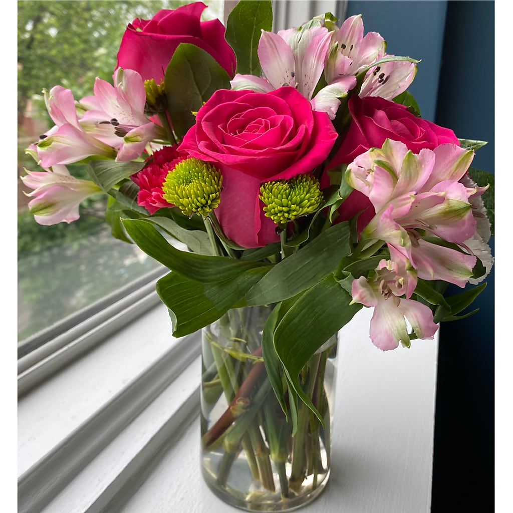 Sweet & Pretty Bouquet –  Sweet Peas Of Jennersville, West Grove PA